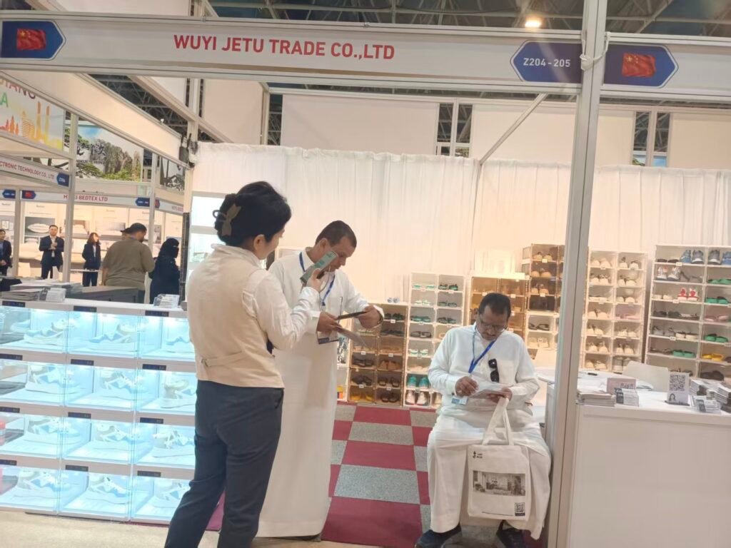 Heavy-Duty-Portable-Wardrobes-Foldable-Storage-Expert-ANTBOX